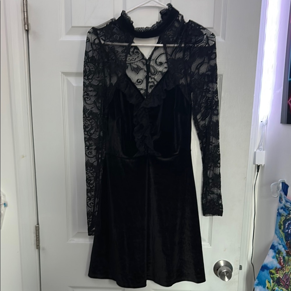 Black Gothic Lace & Velvet Skater Dress – Size Small/Medium